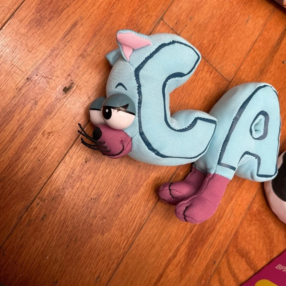 PBS Kids Wordworld CA Plush Magnetic Cat Pull Apart Letters - partial set